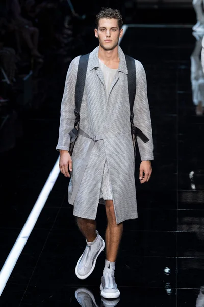 Look 66